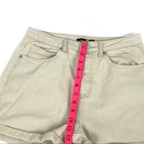 Boohoo High Rise Denim Shorts NWOT - Picture 4 of 7